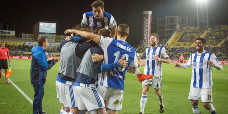 Phân tích lịch sử đối đầu Las Palmas vs Real Sociedad