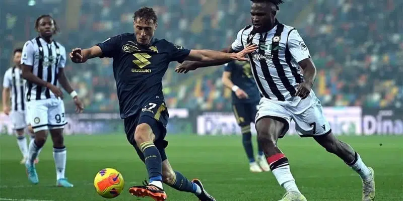 Phân tích bối cảnh và phong độ trước trận đấu