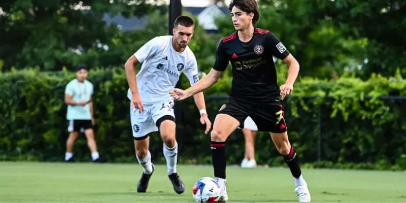 Dự đoán kết quả trận đấu của hai đội 